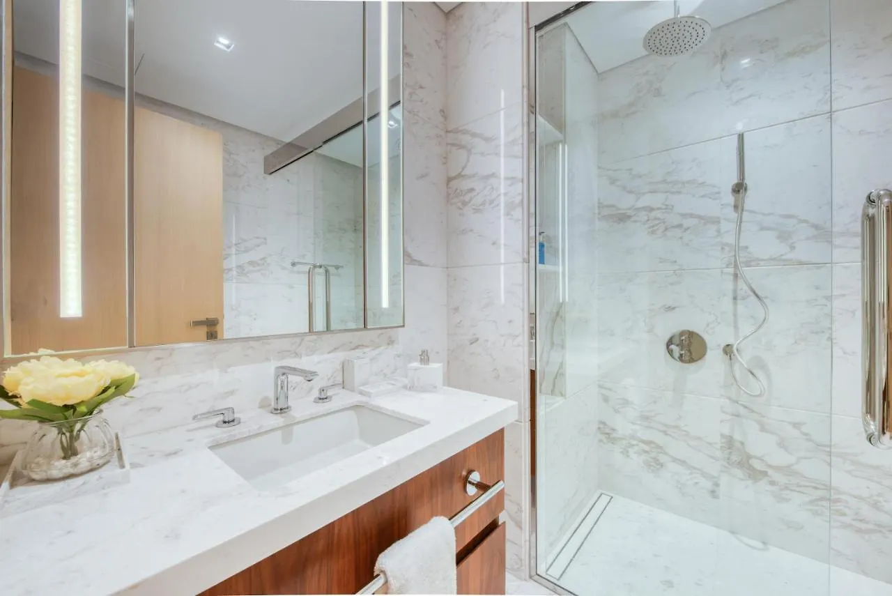 Rh- Upscale Living In The Heart Of The City, 02Br, Near Dubai Mall Apartment