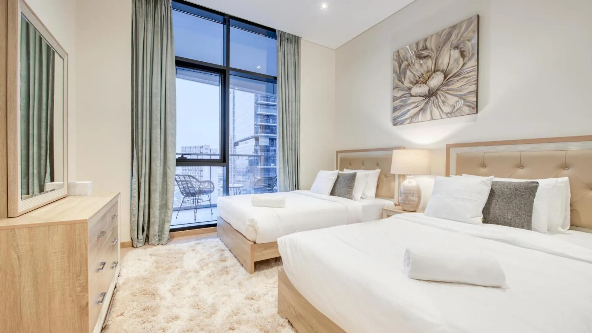 Apartment Rh- Upscale Living In The Heart Of The City, 02Br, Near Dubai Mall