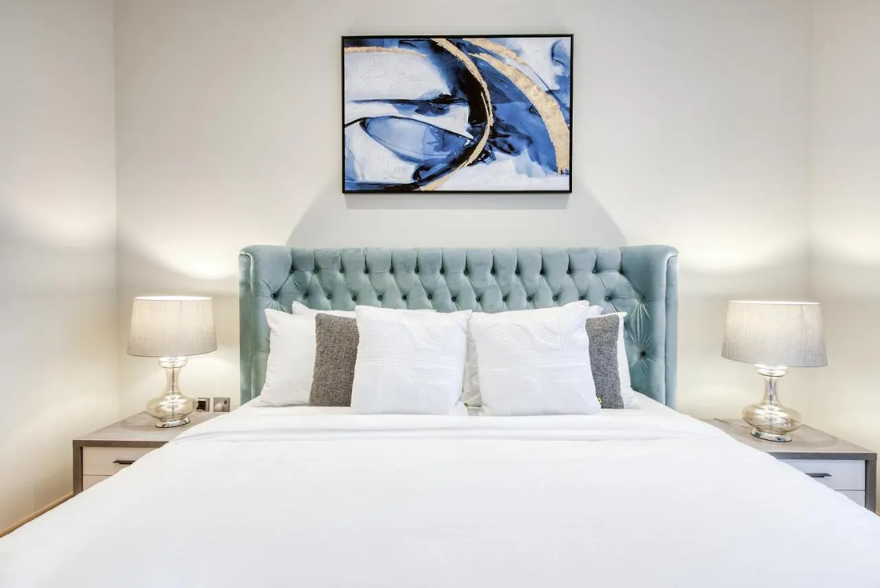 Rh- Upscale Living In The Heart Of The City, 02Br, Near Dubai Mall
